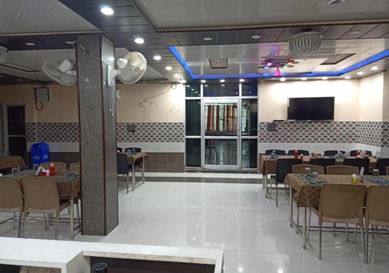 โรงแรมโมนาลิซา โกตา ภายนอก รูปภาพ
